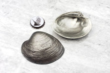 Load image into Gallery viewer, Quahog Shell Bottle Opener