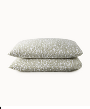 Load image into Gallery viewer, Fern Percale Sleeping Shams