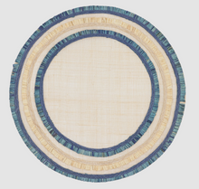 Load image into Gallery viewer, Ruffle Edge Straw Placemat | Set of Four