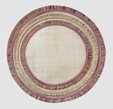 Load image into Gallery viewer, Ruffle Edge Straw Placemat | Set of Four