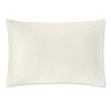 Load image into Gallery viewer, Flora Pillowcase Pair