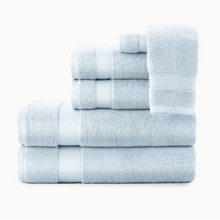Load image into Gallery viewer, Diamond Towel Set