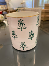 Load image into Gallery viewer, Peony Vase