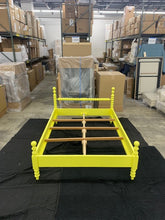 Load image into Gallery viewer, Repainting of Queen Bed